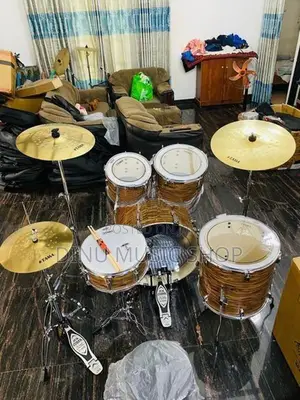 Tama Acoustic Drum Set