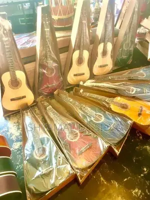 Classical guitar Lele / Travel ( Brand New )