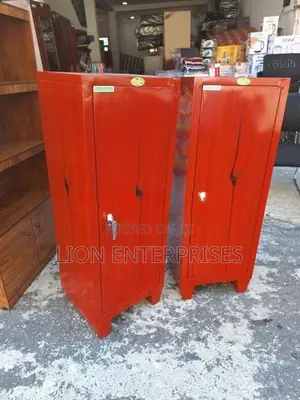 4×1.5 Ft Steel Half Cupboards