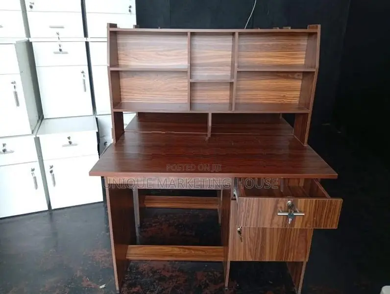 Modern 3.5x2 Ft HI-RK Melamine Study Table