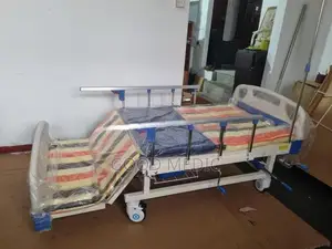 Patient Four Function Manual Beds with Tilt , Sanitary Functionality
