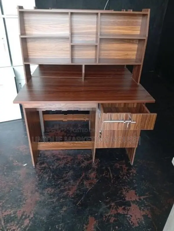 Modern 3.5x2 Ft HI-RK Melamine Study Table