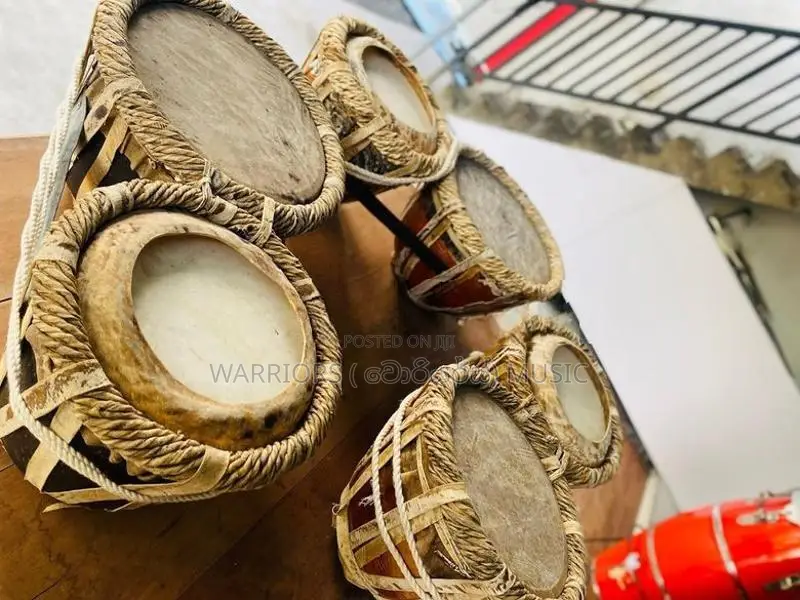 තම්මැට්ටම කොස් ලී /කොහොඹ/ ඇහැල