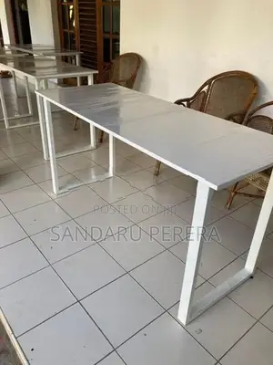 Large White Computer Table with Steel Leg - 5’x 2’