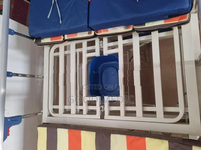 Four Function Manual Bed with Lateral Tilt