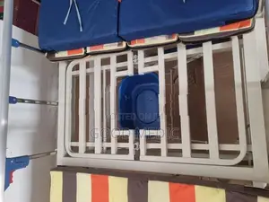 Three Function Manual Hospital Beds with Tilt , Sanitary Functionality