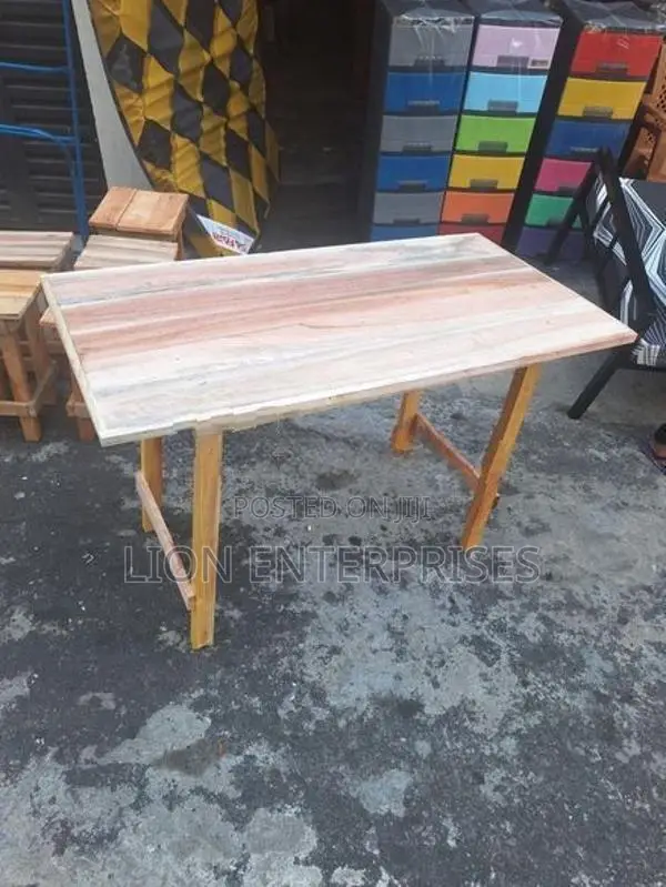 4×2 Alvisia Wooden Tables