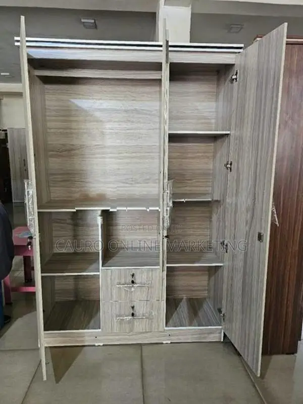 New Melamine White Colour 3 Door Cupboard Wardrobe 6*4 Ft
