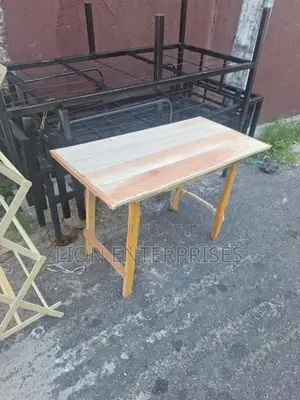 4×2 Alvisia Wooden Table
