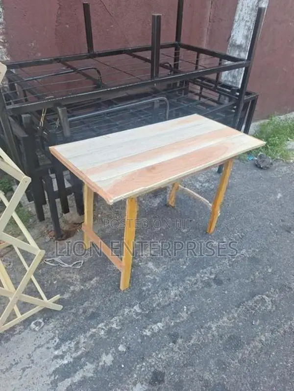 4×2 Alvisia Wooden Table