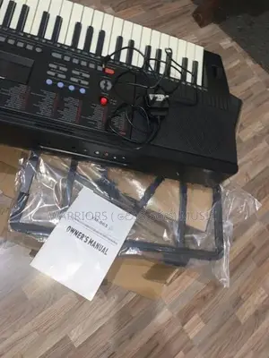 YM 863 Pitch Bend 61 key keyboard full set