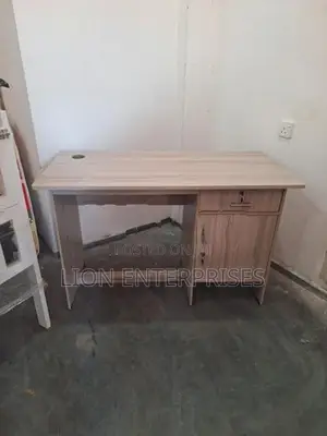 4×2 Melamine Office Tables