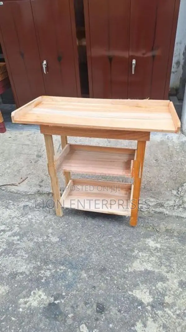 Wooden rack tables 3ft