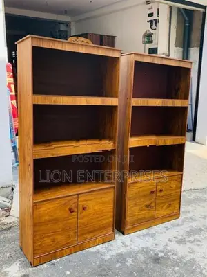 5×2.3 Ft Book Cupboards
