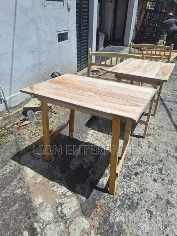 3×2 Alvisia Wooden Table