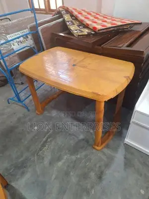 Nippon Plastic Table
