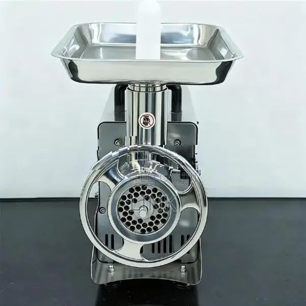 meat mincer 12
