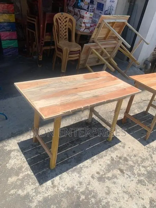4ft Tables