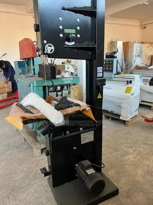 Band Saw Machine