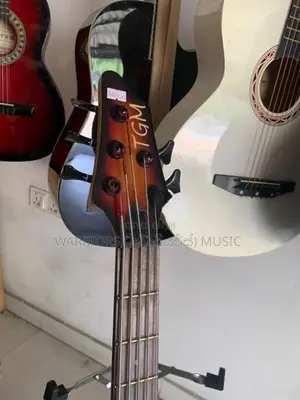 5 strings Bass Guitar TGM korin