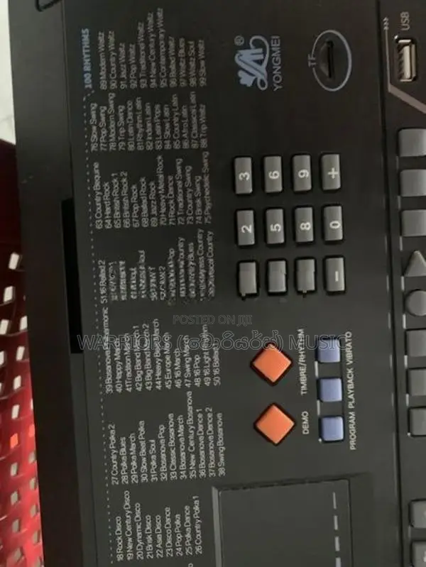 YM 488 Keyboard