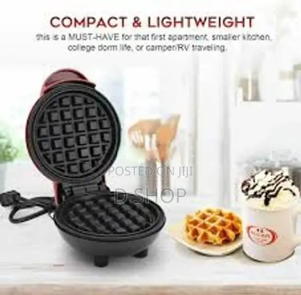 Mini Waffle Maker - Machine