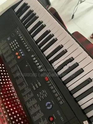 YM 488 Keyboard