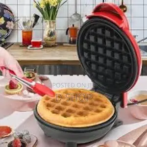 Mini Waffle Maker - Machine
