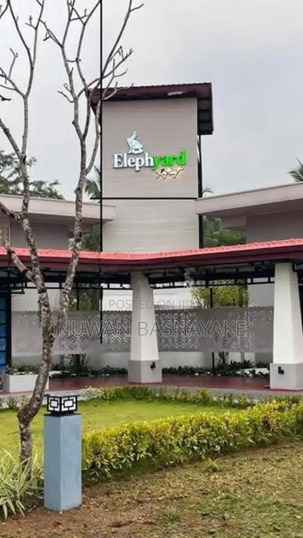 Sculpted Signage That Stands Out