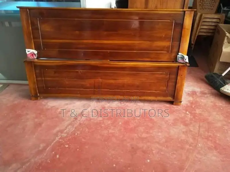 6*4 Teak Box Bed