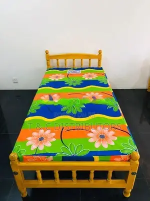 6*3 Attoniya Bed And Mattress
