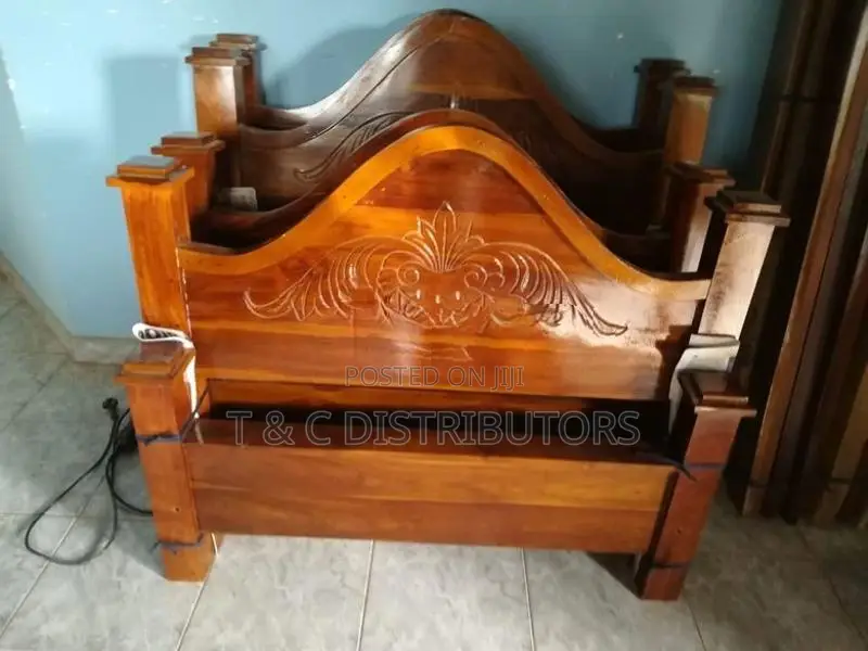 6*3 Teak Arch Bed