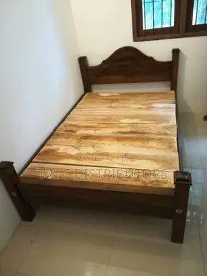 6*4 Teak Arch Bed