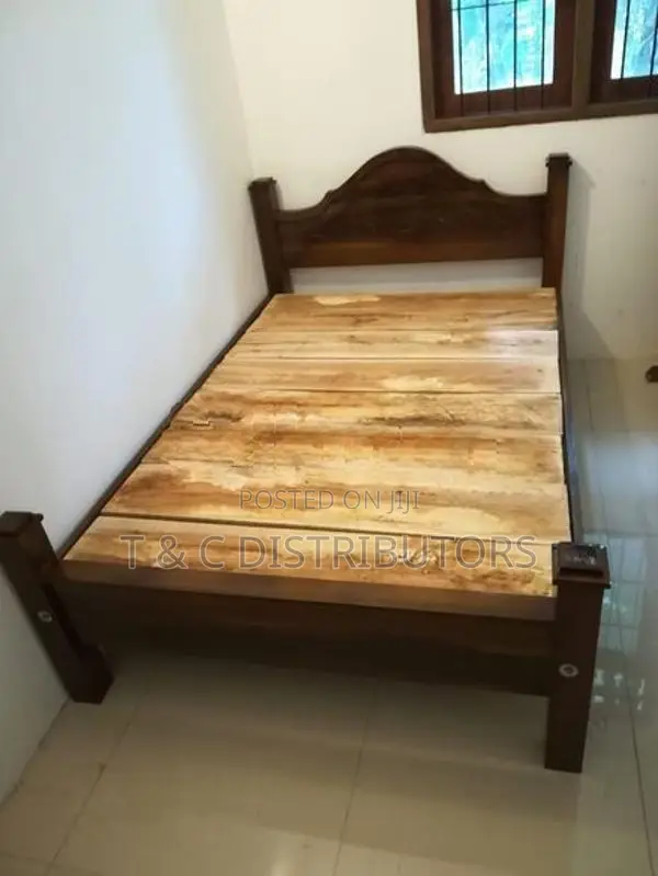 6*4 Teak Arch Bed