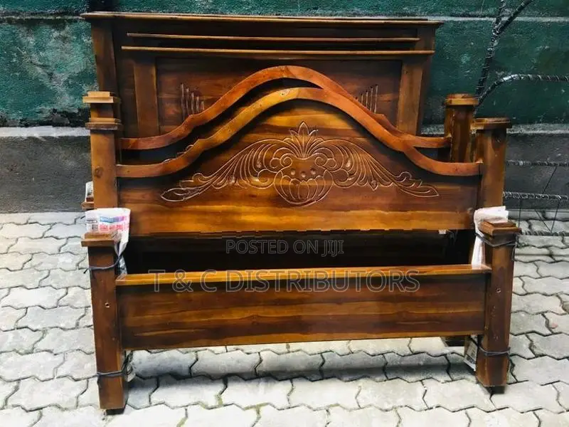 6*4 Teak Arch Bed