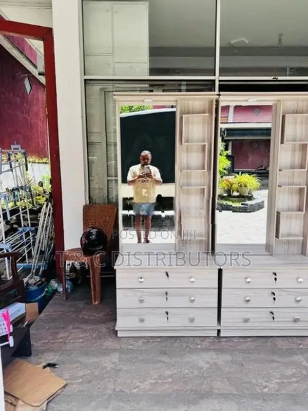 Morden Melamine Dressing Table