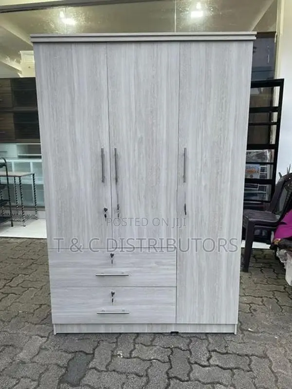 72*48 3 Door Wardrobe