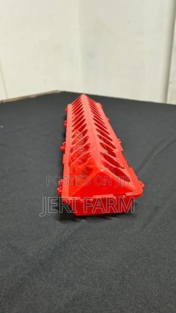 Plastic Channel Feeder