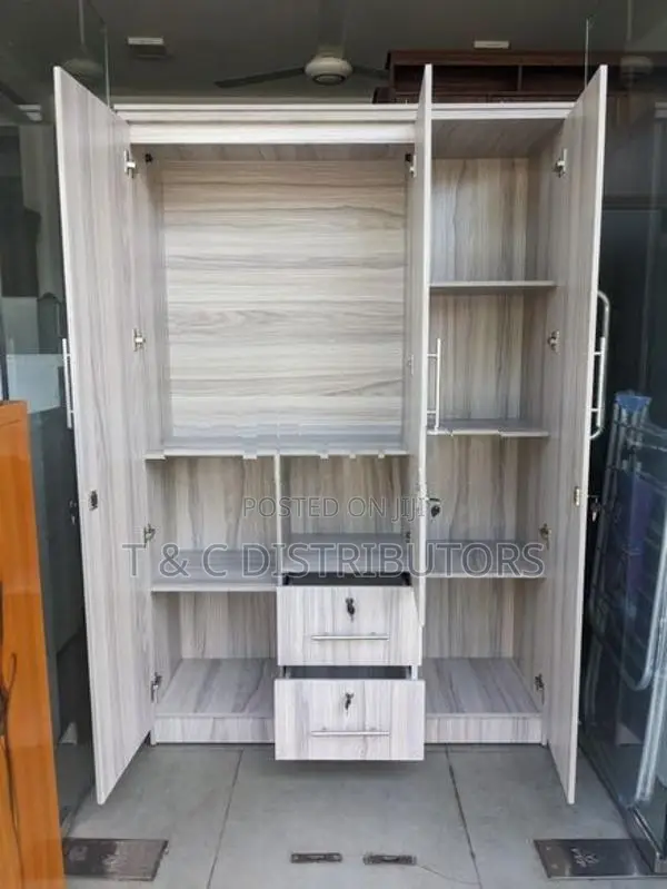 72*48 3 Door Wardrobe