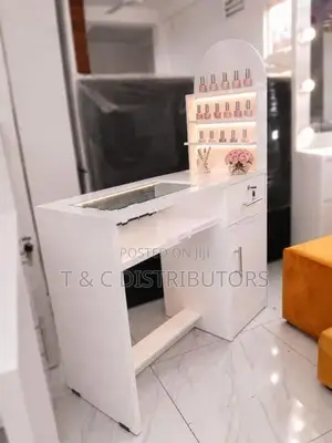 Glass Top Nail Table