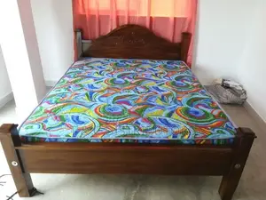 6*5 Teak Arch Bed With Mattress