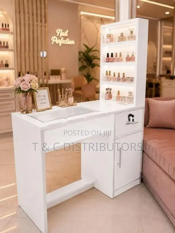Glass Top Nail Table