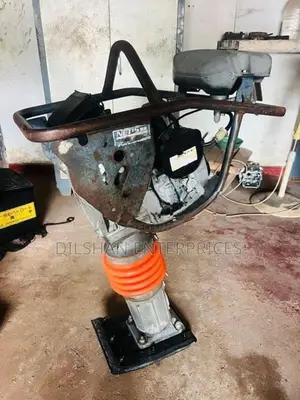 Hitachi EH09 Wacker