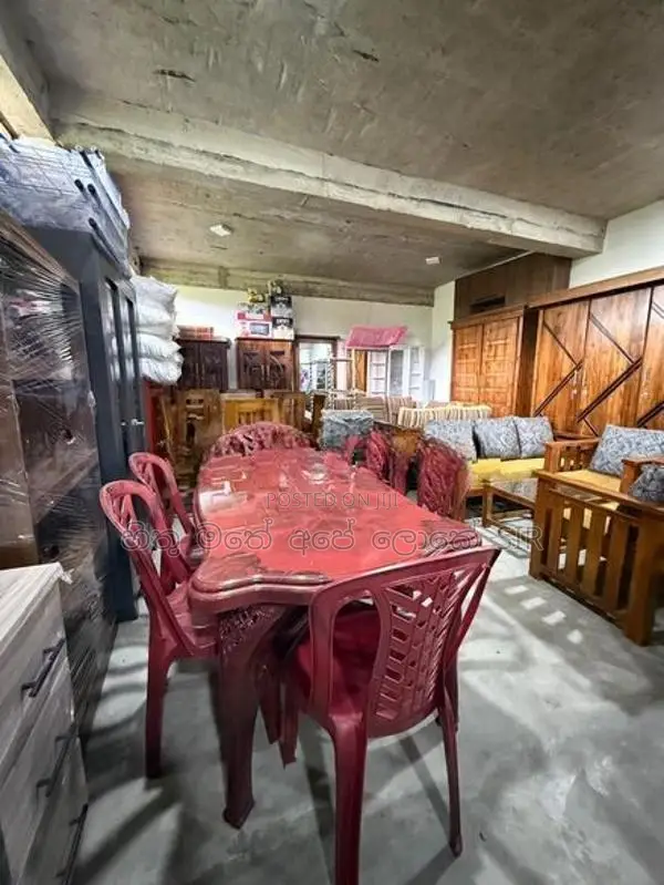 Plastic Dining Table with Chair 6