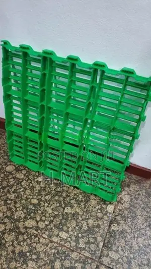 goat flooring panel plastic