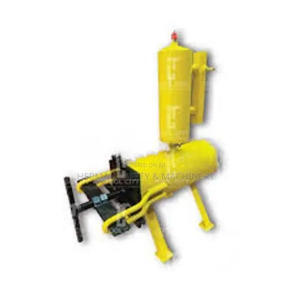 CARBIDE TANK HERMAN HT 0815