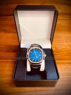 Binbond Quartz Watch