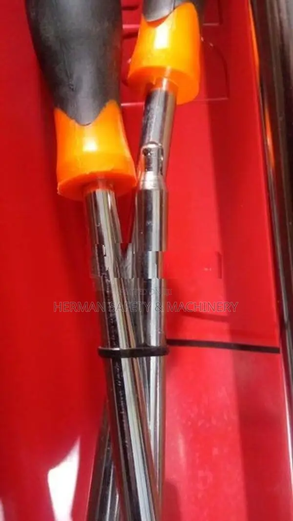 DBL DBV-ZY003 MANUAL TILE CUTTER HERMAN HT 0825