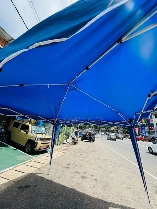 Folding Canopy hut