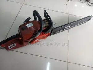 DB5200 Chain Saw